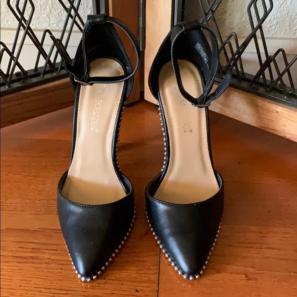 Fashionable studded heels